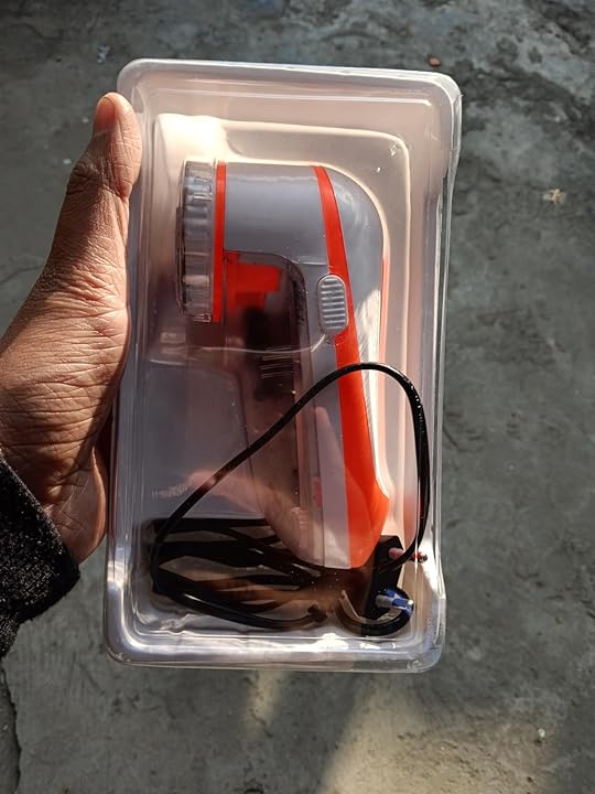 Powerful Lint Extractor for Woolen Clothes